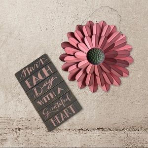 COPY - Wall Art Set Metal Peach Daisy Grateful Heart Wood Box Sign Primitives B…